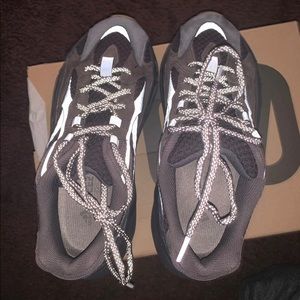 Men’s yeezy boost brand new size 7